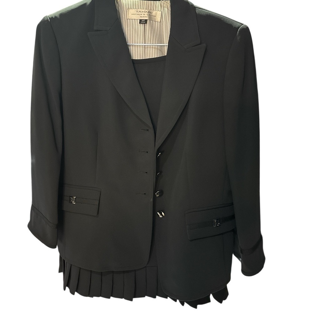 Tahari Black Blazer Professional Suit Jacket 2Pc Set NWOT